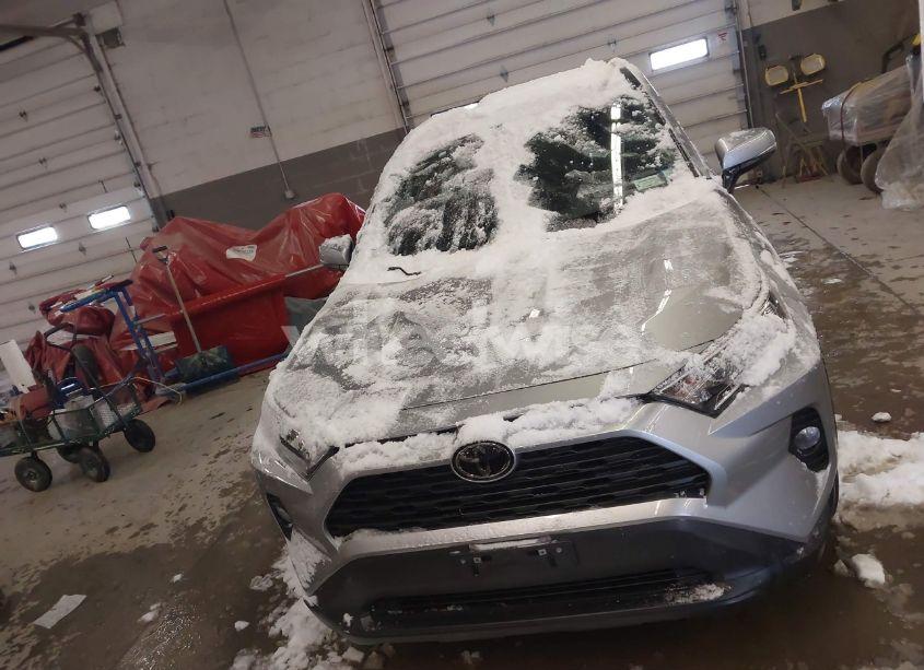 Photo 12 of 2021 Toyota Rav4 XLE (VIN 2T3P1RFV2MC145465)