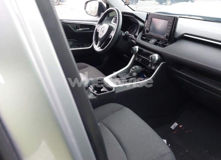 Photo 5 of 2021 Toyota Rav4 XLE (VIN 2T3P1RFV2MC189398)