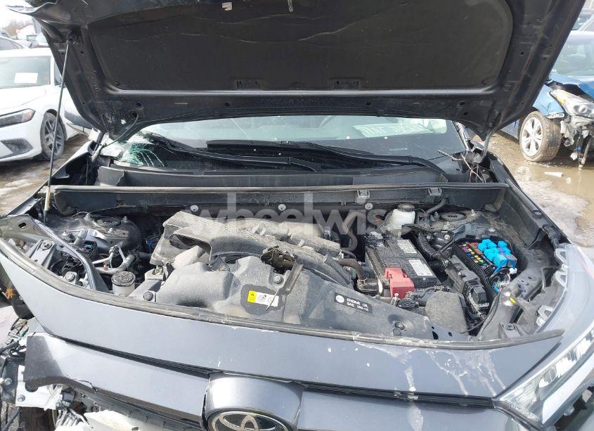 Photo 10 of 2021 Toyota Rav4 XLE (VIN 2T3P1RFV2MC246635)