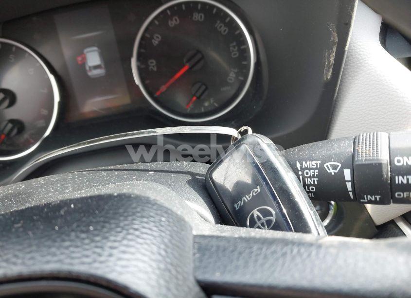 Photo 11 of 2021 Toyota Rav4 XLE (VIN 2T3P1RFV2MC246635)