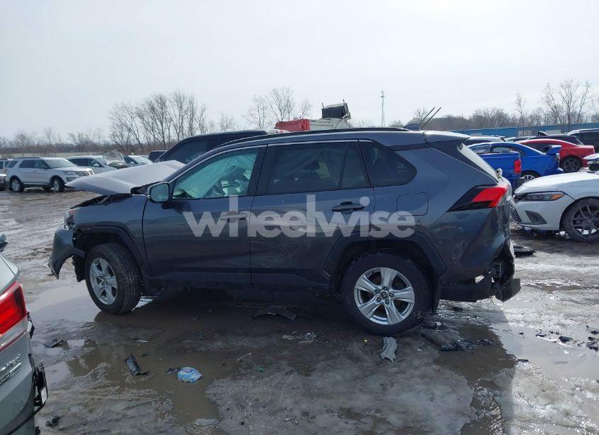 Photo 15 of 2021 Toyota Rav4 XLE (VIN 2T3P1RFV2MC246635)