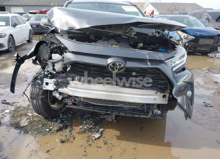 Photo 6 of 2021 Toyota Rav4 XLE (VIN 2T3P1RFV2MC246635)