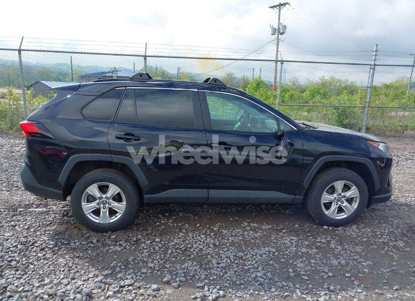Photo 13 of 2021 Toyota Rav4 XLE (VIN 2T3P1RFV2MC248806)
