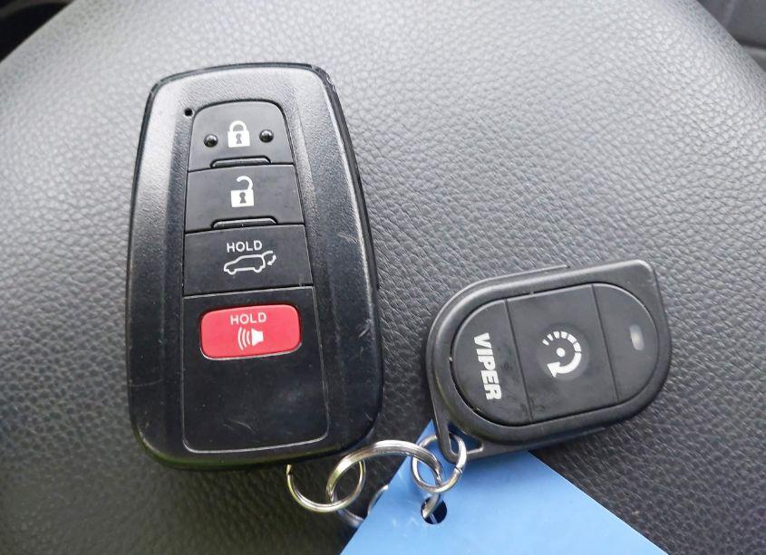 Photo 11 of 2022 Toyota Rav4 XLE (VIN 2T3P1RFV2NW276539)