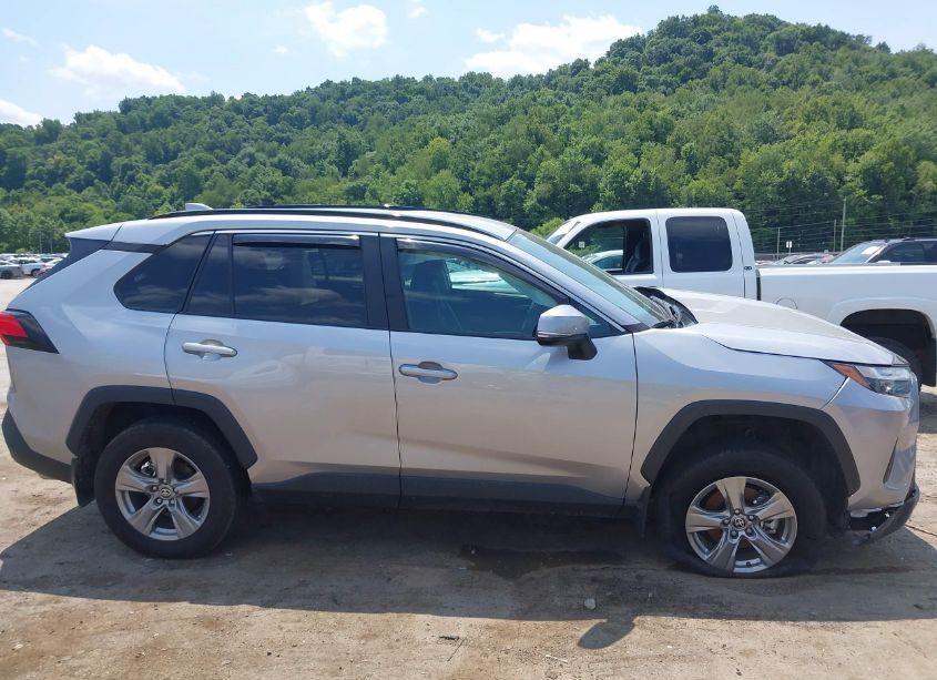 Photo 13 of 2023 Toyota Rav4 XLE (VIN 2T3P1RFV2PC357528)