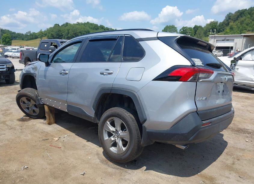 Photo 3 of 2023 Toyota Rav4 XLE (VIN 2T3P1RFV2PC357528)