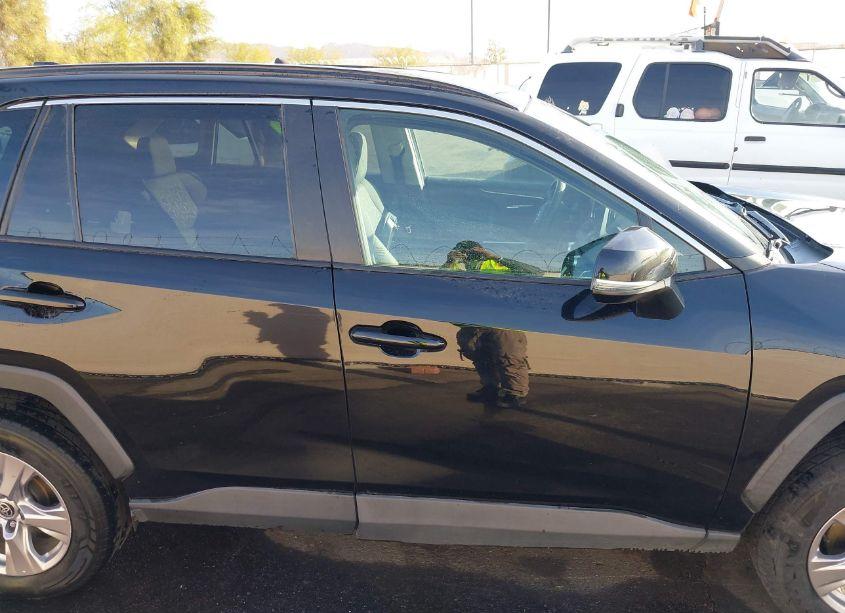 Photo 13 of 2023 Toyota Rav4 XLE (VIN 2T3P1RFV2PW347046)