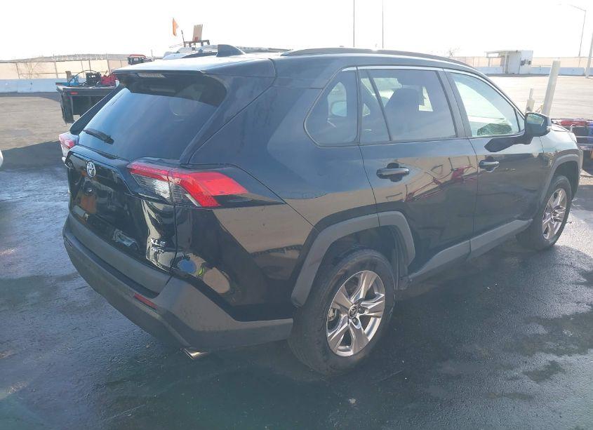 Photo 4 of 2023 Toyota Rav4 XLE (VIN 2T3P1RFV2PW347046)