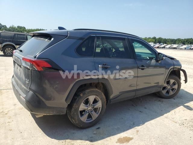 Photo 7 of 2024 TOYOTA RAV4 XLE (VIN 2T3P1RFV2RC412725)
