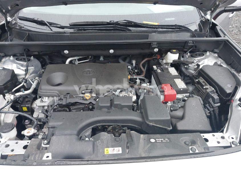 Photo 10 of 2024 Toyota Rav4 XLE (VIN 2T3P1RFV2RC453792)