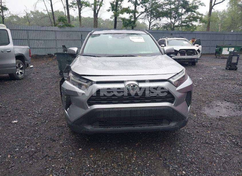 Photo 12 of 2024 Toyota Rav4 XLE (VIN 2T3P1RFV2RC453792)