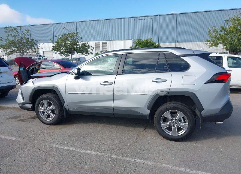 Photo 14 of 2025 Toyota Rav4 XLE (VIN 2T3P1RFV2SW499305)