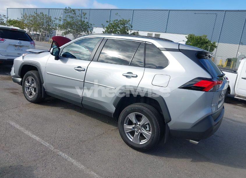 Photo 3 of 2025 Toyota Rav4 XLE (VIN 2T3P1RFV2SW499305)