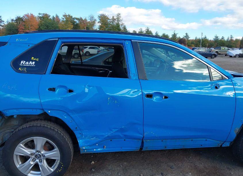 Photo 13 of 2019 Toyota Rav4 XLE (VIN 2T3P1RFV3KC007298)