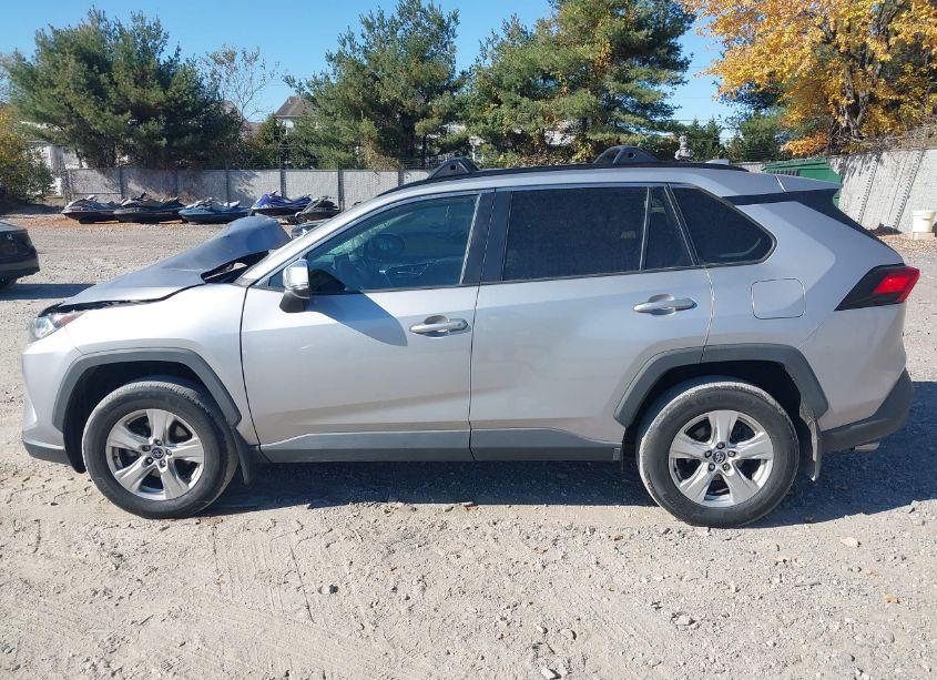 Photo 14 of 2020 Toyota Rav4 XLE (VIN 2T3P1RFV3LC083864)