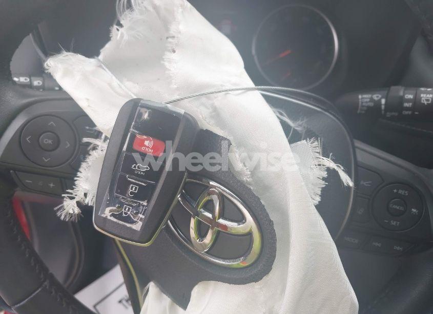 Photo 11 of 2020 Toyota Rav4 XLE (VIN 2T3P1RFV3LC125708)