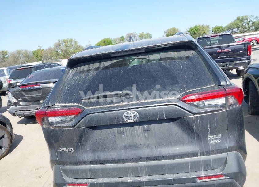 Photo 16 of 2020 Toyota Rav4 XLE (VIN 2T3P1RFV3LW112620)