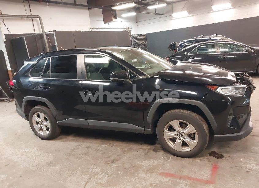 Photo 13 of 2020 Toyota Rav4 XLE (VIN 2T3P1RFV3LW127912)