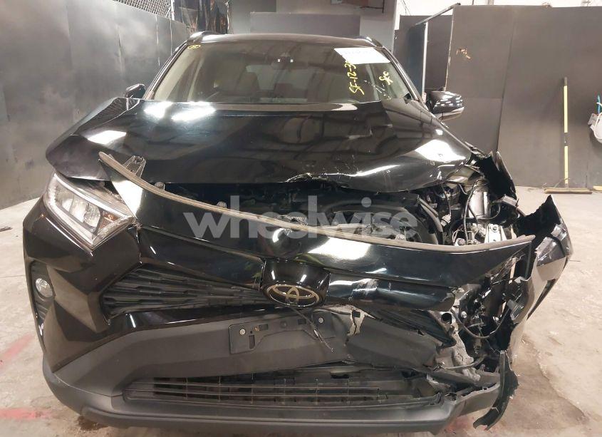 Photo 6 of 2020 Toyota Rav4 XLE (VIN 2T3P1RFV3LW127912)