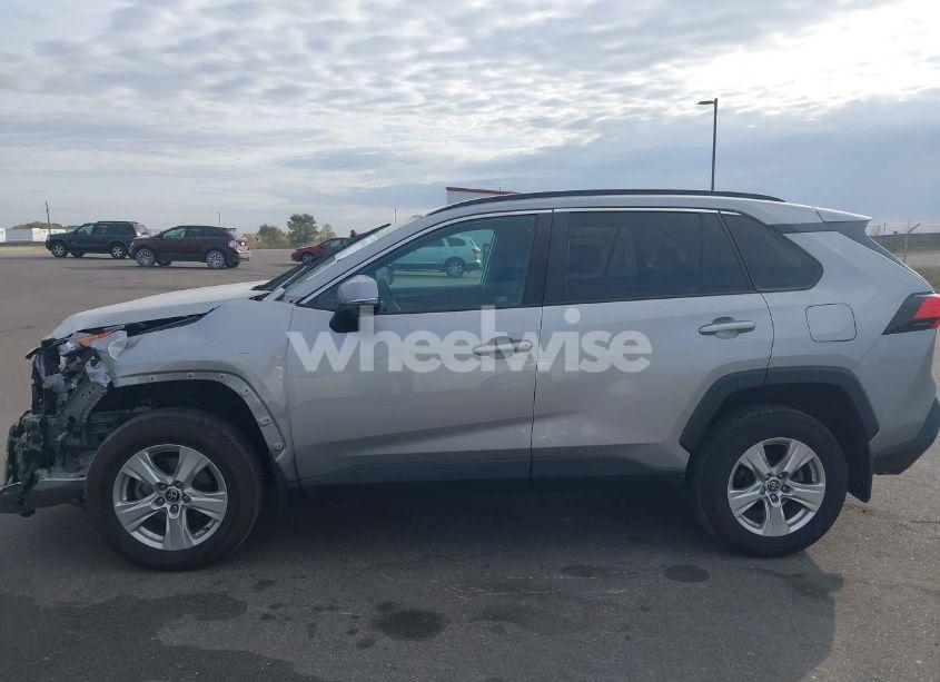 Photo 14 of 2021 Toyota Rav4 XLE (VIN 2T3P1RFV3MC191483)