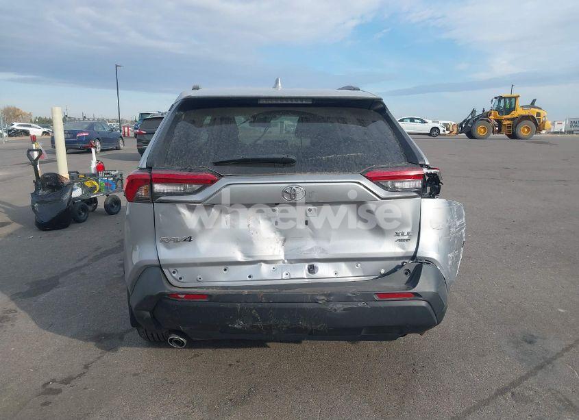 Photo 16 of 2021 Toyota Rav4 XLE (VIN 2T3P1RFV3MC191483)