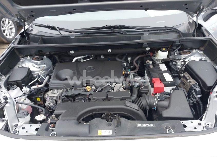 Photo 10 of 2021 Toyota Rav4 XLE (VIN 2T3P1RFV3MC247132)