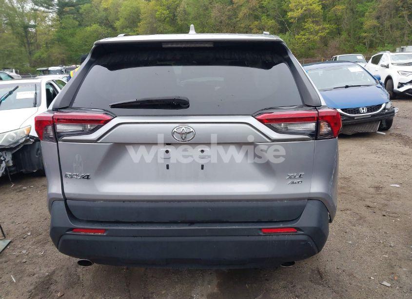 Photo 17 of 2021 Toyota Rav4 XLE (VIN 2T3P1RFV3MC247132)