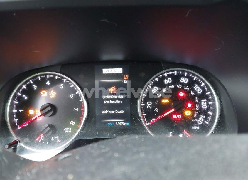 Photo 7 of 2021 Toyota Rav4 XLE (VIN 2T3P1RFV3MW170387)