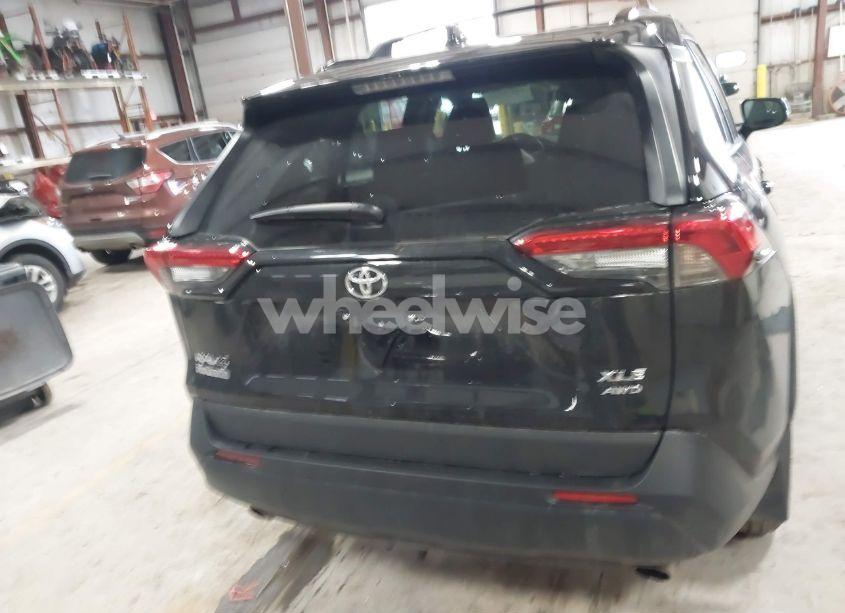 Photo 16 of 2021 Toyota Rav4 XLE (VIN 2T3P1RFV3MW237358)