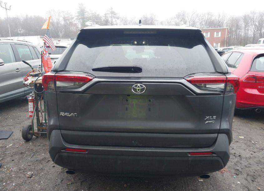 Photo 16 of 2022 Toyota Rav4 XLE (VIN 2T3P1RFV3NC258567)