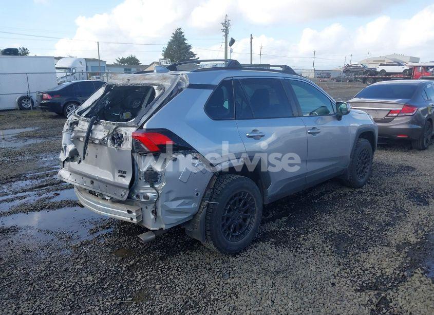 Photo 4 of 2022 Toyota Rav4 XLE (VIN 2T3P1RFV3NC266202)