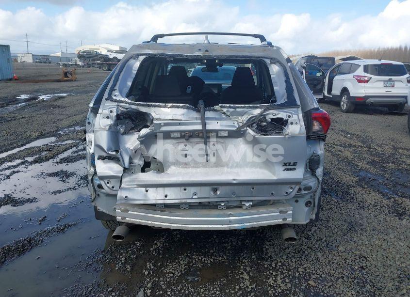 Photo 6 of 2022 Toyota Rav4 XLE (VIN 2T3P1RFV3NC266202)