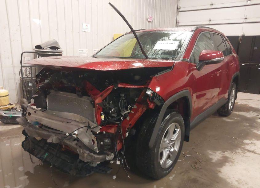 Photo 2 of 2022 Toyota Rav4 XLE (VIN 2T3P1RFV3NW304817)