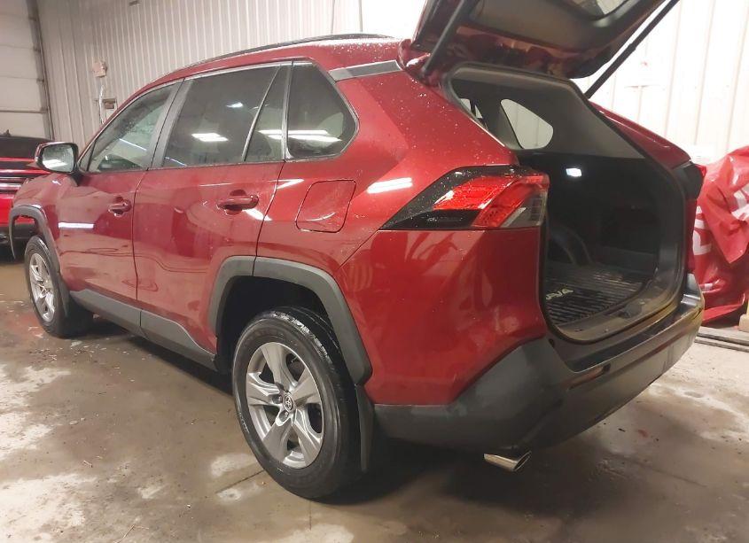 Photo 3 of 2022 Toyota Rav4 XLE (VIN 2T3P1RFV3NW304817)