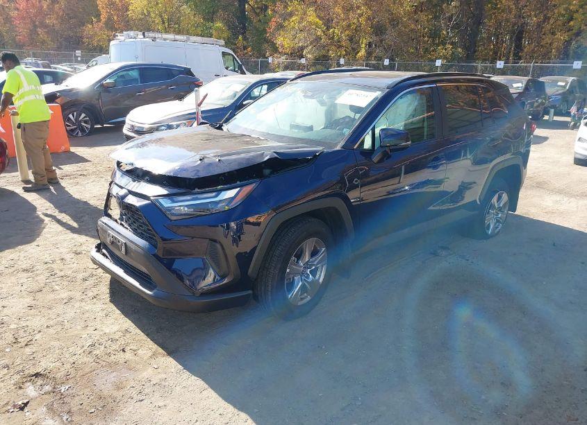 Photo 2 of 2023 Toyota Rav4 XLE (VIN 2T3P1RFV3PW393310)