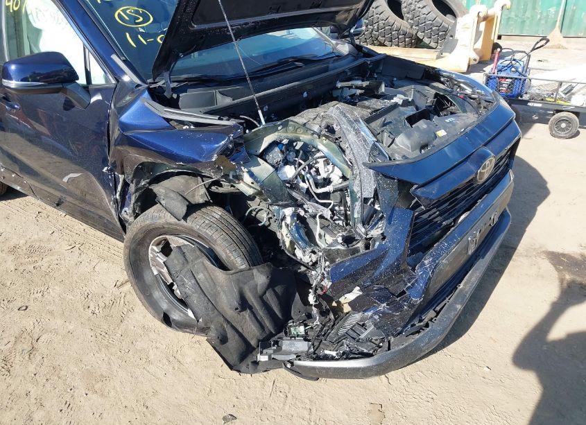 Photo 6 of 2023 Toyota Rav4 XLE (VIN 2T3P1RFV3PW393310)