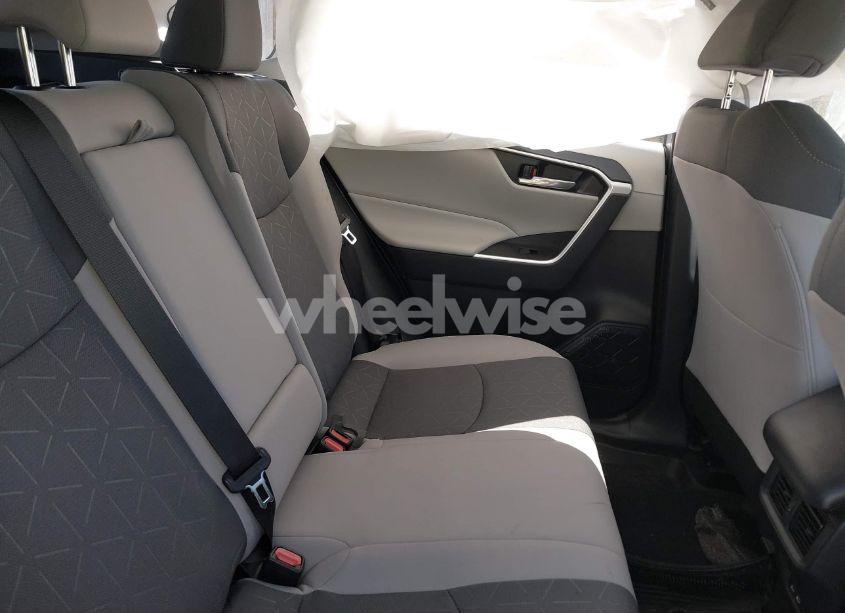 Photo 8 of 2024 Toyota Rav4 XLE (VIN 2T3P1RFV3RC480256)