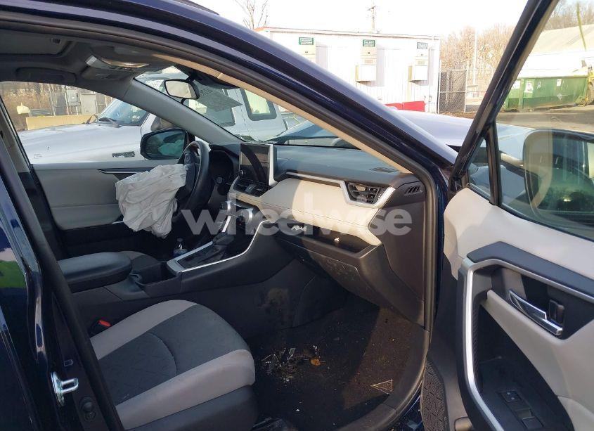 Photo 5 of 2024 Toyota Rav4 XLE (VIN 2T3P1RFV3RW429676)