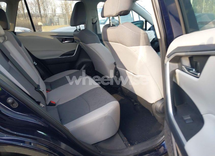 Photo 8 of 2024 Toyota Rav4 XLE (VIN 2T3P1RFV3RW429676)