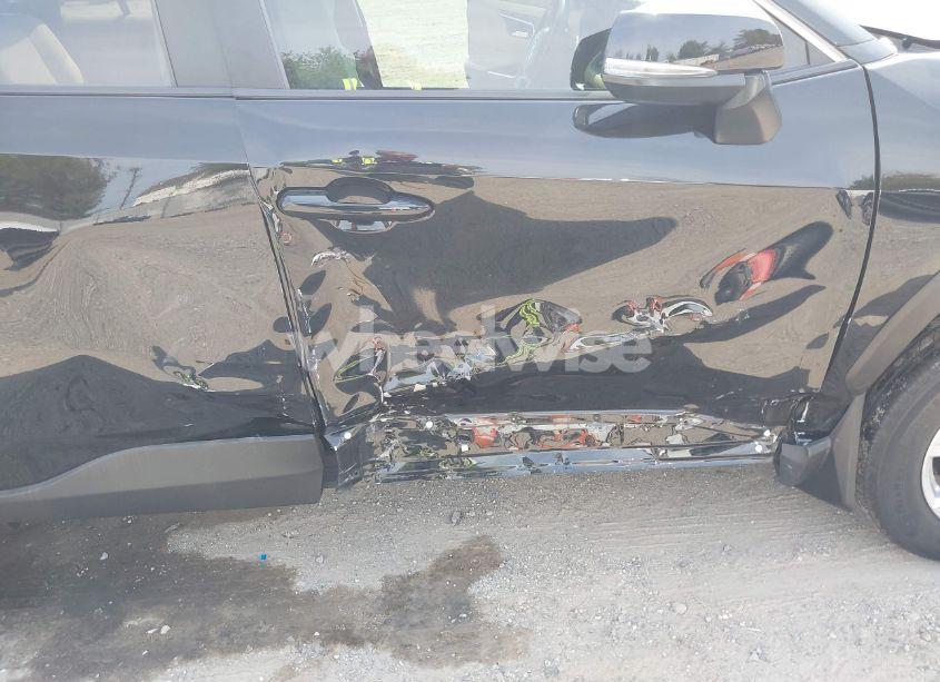 Photo 6 of 2019 Toyota Rav4 XLE (VIN 2T3P1RFV4KC051794)