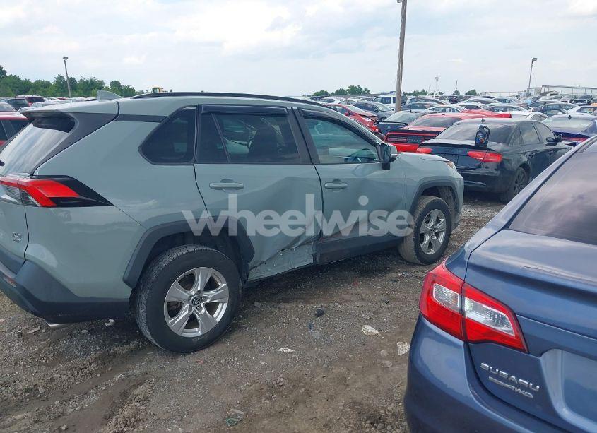 Photo 13 of 2020 Toyota Rav4 XLE (VIN 2T3P1RFV4LC078642)