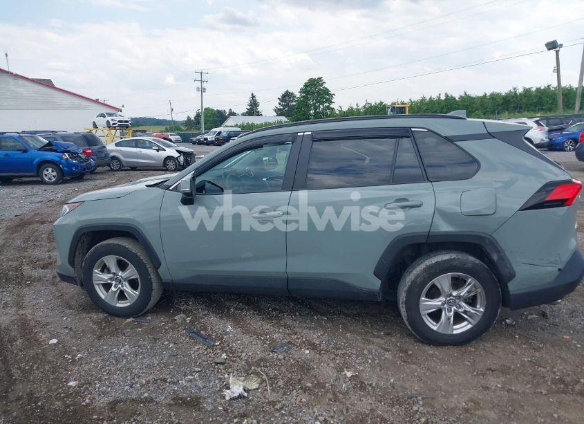 Photo 14 of 2020 Toyota Rav4 XLE (VIN 2T3P1RFV4LC078642)