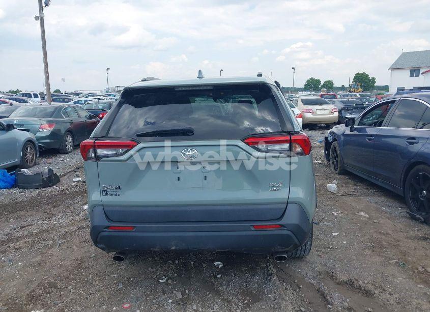 Photo 16 of 2020 Toyota Rav4 XLE (VIN 2T3P1RFV4LC078642)