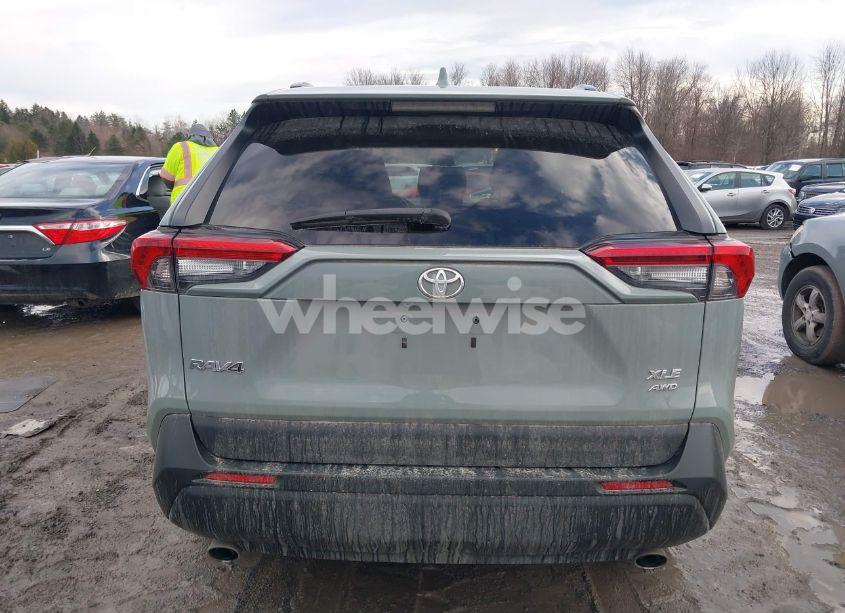 Photo 16 of 2020 Toyota Rav4 XLE (VIN 2T3P1RFV4LW114294)