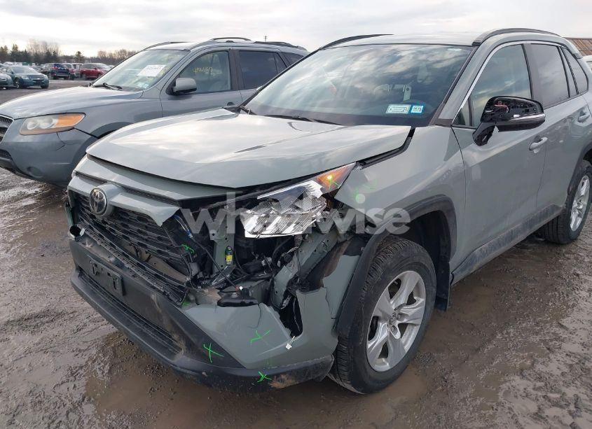 Photo 6 of 2020 Toyota Rav4 XLE (VIN 2T3P1RFV4LW114294)