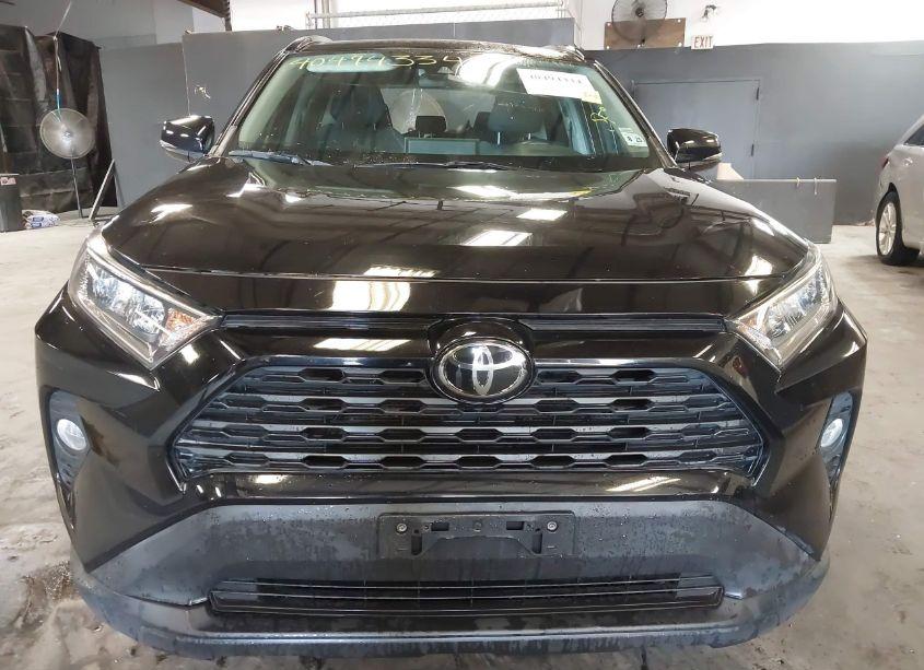 Photo 12 of 2020 Toyota Rav4 XLE (VIN 2T3P1RFV4LW131872)
