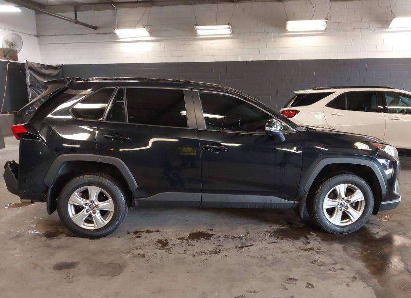 Photo 13 of 2020 Toyota Rav4 XLE (VIN 2T3P1RFV4LW131872)