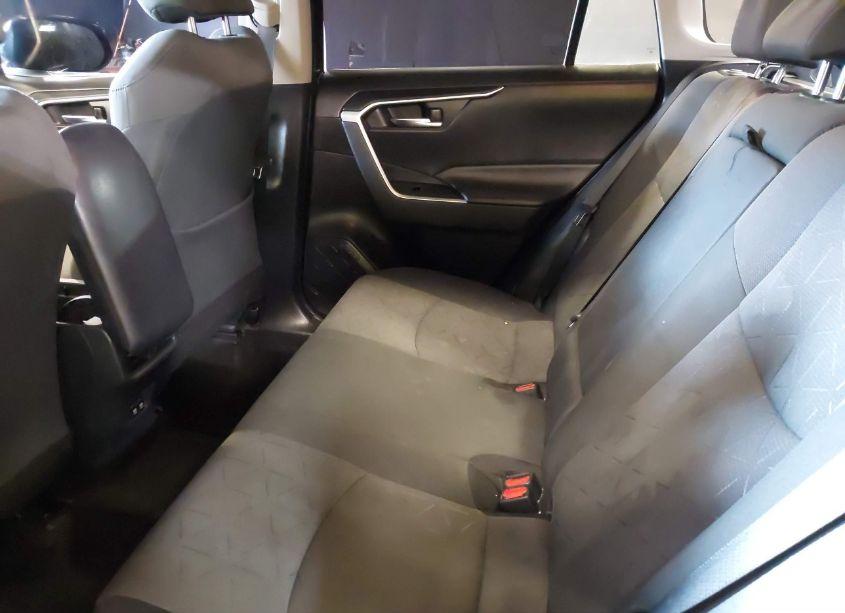 Photo 8 of 2020 Toyota Rav4 XLE (VIN 2T3P1RFV4LW131872)