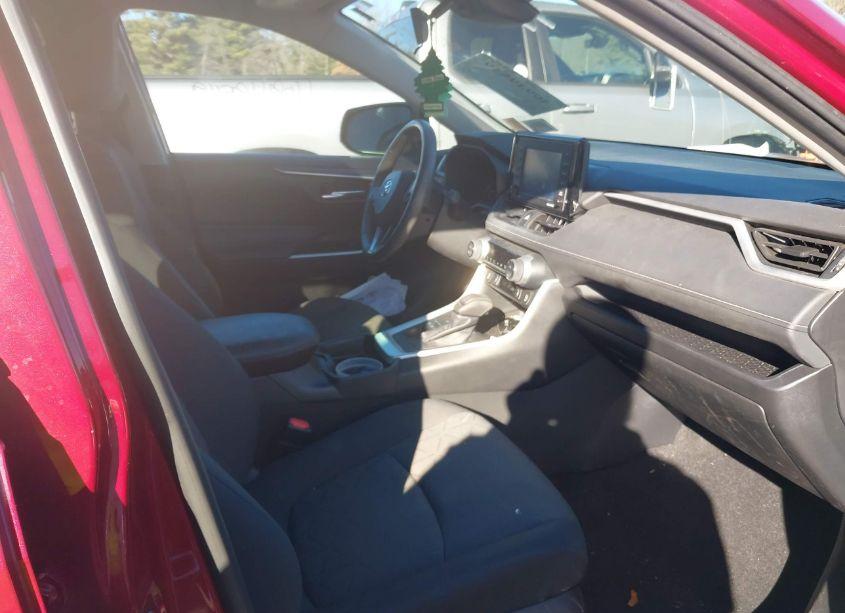 Photo 5 of 2020 Toyota Rav4 XLE (VIN 2T3P1RFV4LW135484)