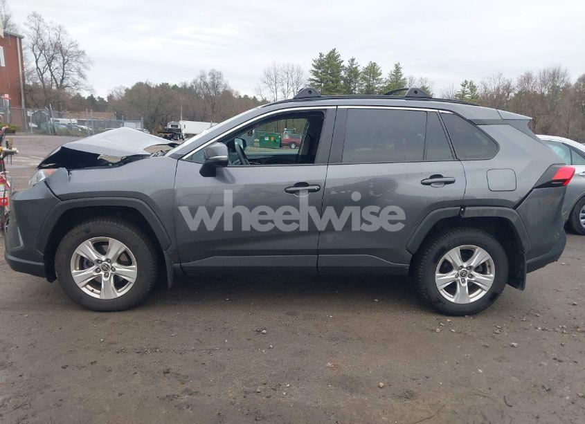 Photo 14 of 2021 Toyota Rav4 XLE (VIN 2T3P1RFV4MC189404)